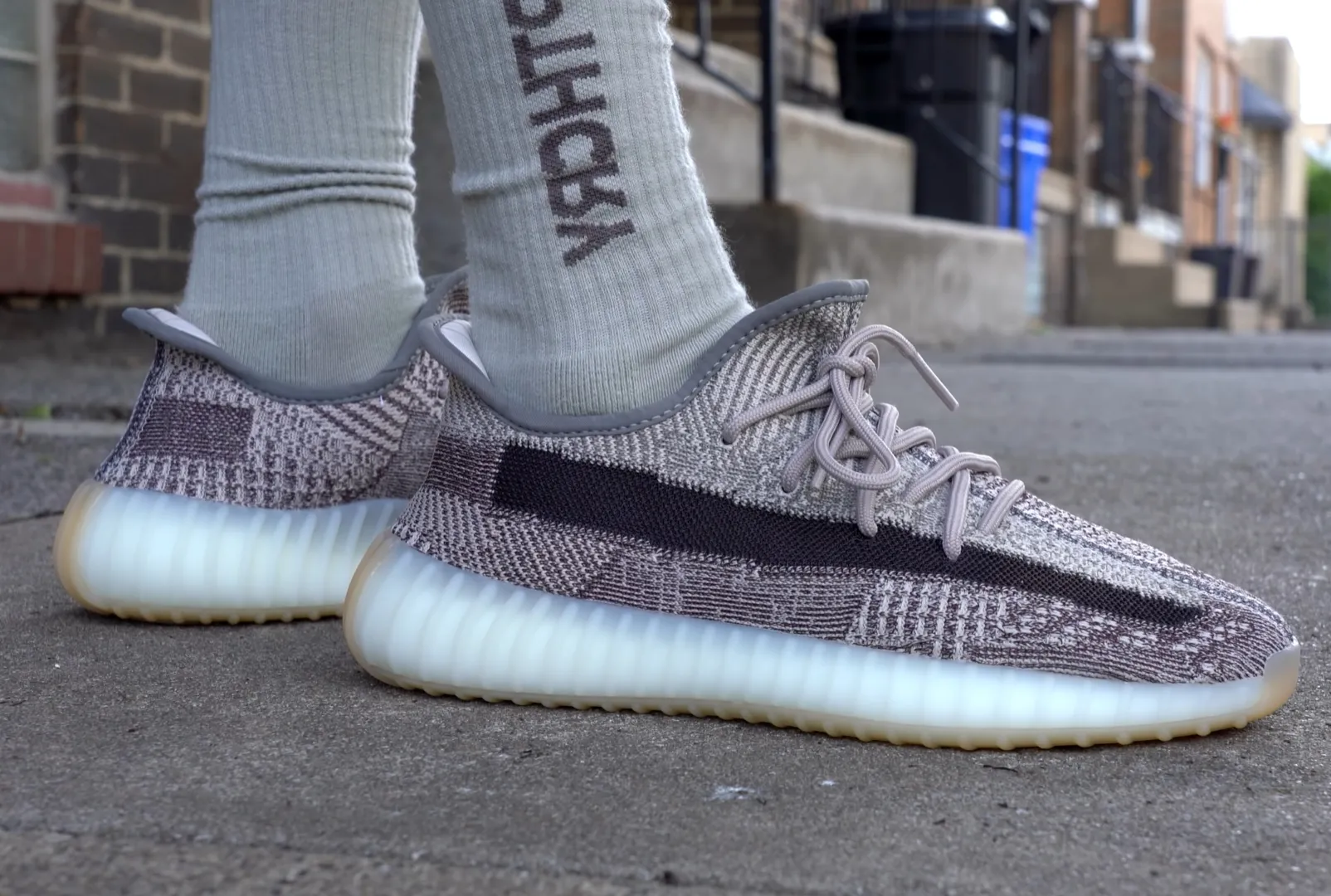 buy fake yeezys